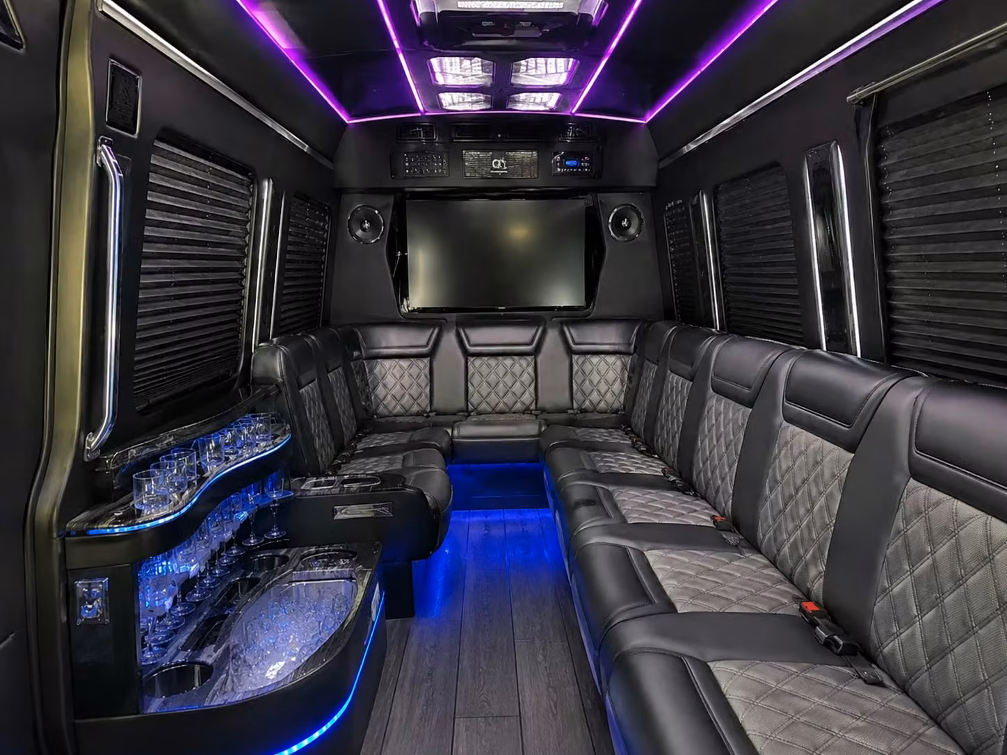 event transportation bus rentals in riverton
