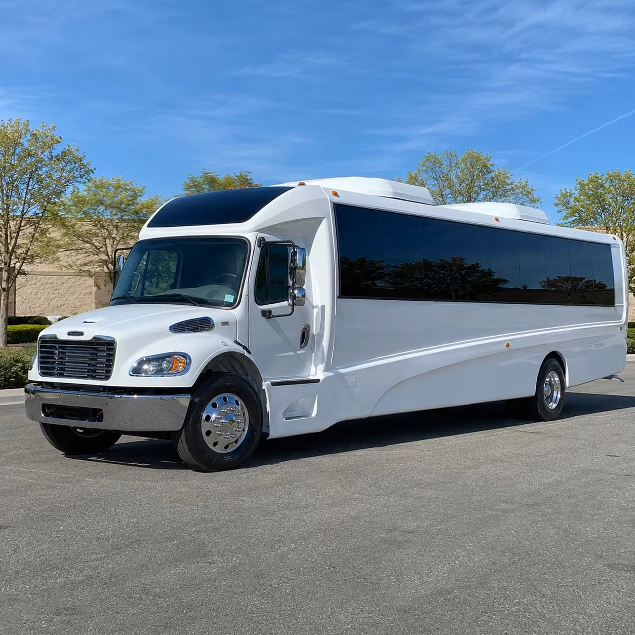 riverton 25 passenger minibus rental