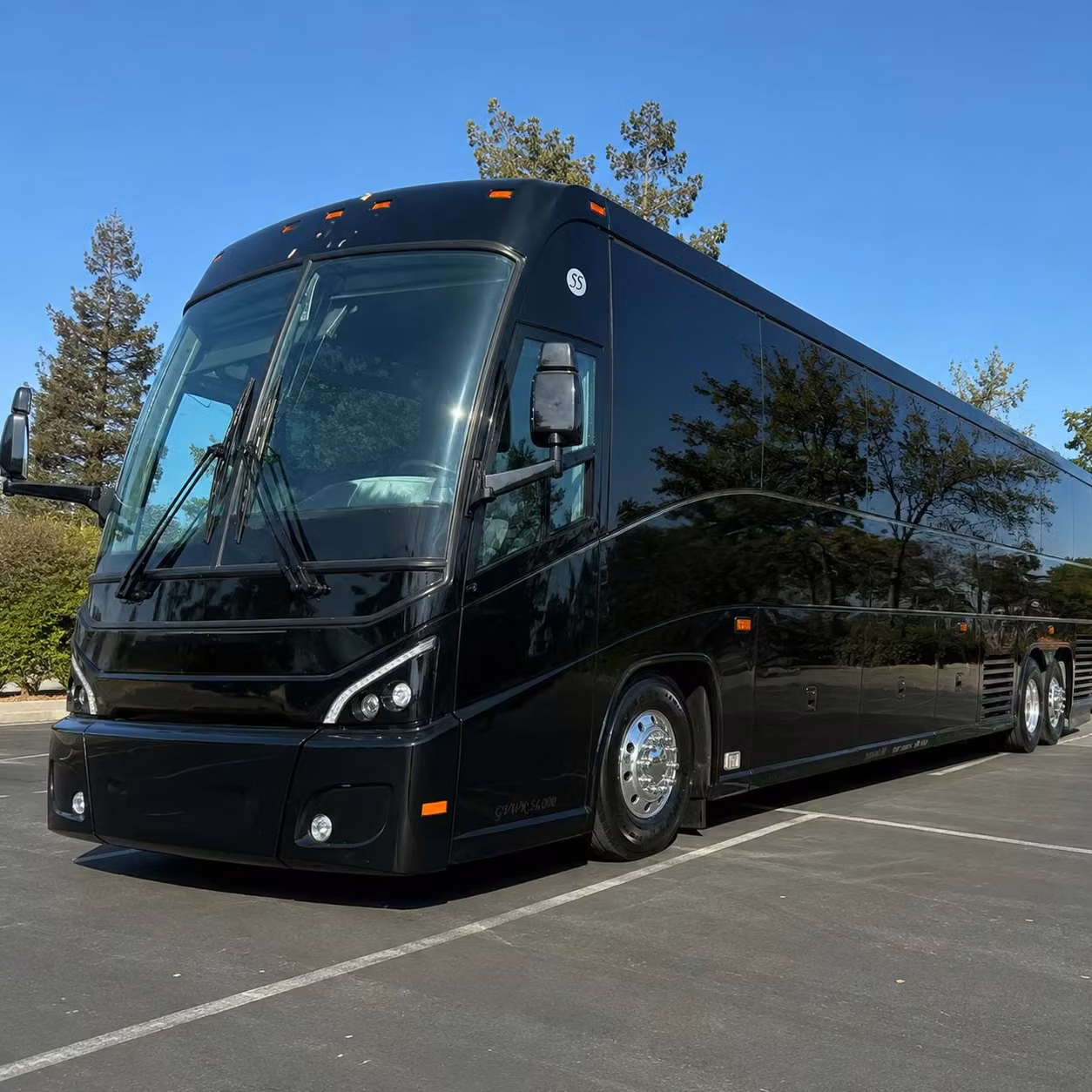 rivertoncharterbuscompany com puts riverton construction and healthcare workers on the right bus every morning